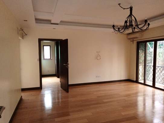Serviced 4 Bed Apartment with En Suite at Riverside Drive image 11