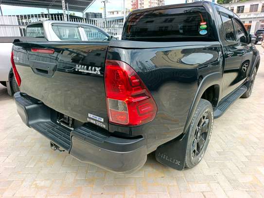 Toyota hilux double black image 6
