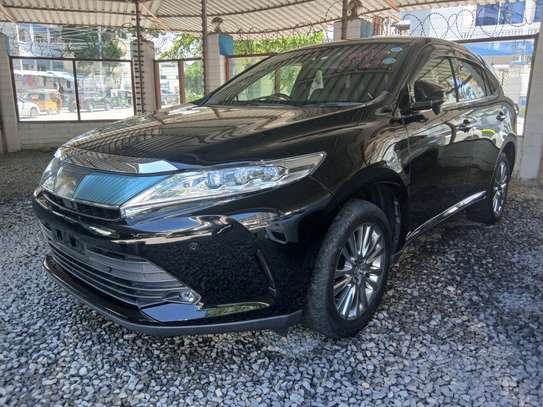 Toyota Harrier 2019 black sunroof image 2