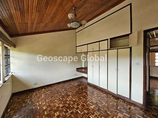 4 Bed House with En Suite in Thigiri image 18