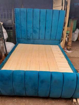 Hot Easter offers !!! 5 by 6 king size bed available image 9