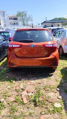 Toyota Vitz hybrid orange 2018 image 8