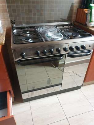 Gas Cooker with Oven image 6