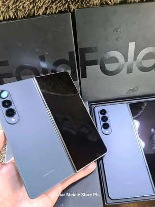 Samsung Galaxy Z Fold 4 512Gb Silver In Colour image 3