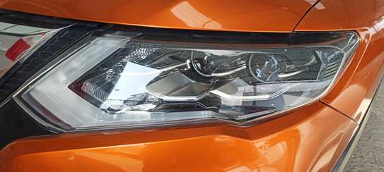 Nissan X-Trail Orange hybrid 2018 40000km 4wd image 3