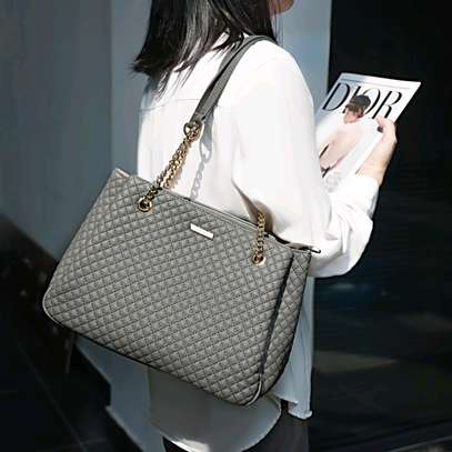 QUALITY LADIES TWO IN 1 HANDBAGS  ON OFFER image 13