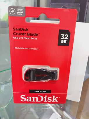 Sandisk 32GB Flash Disk - Cruizer Blade image 3