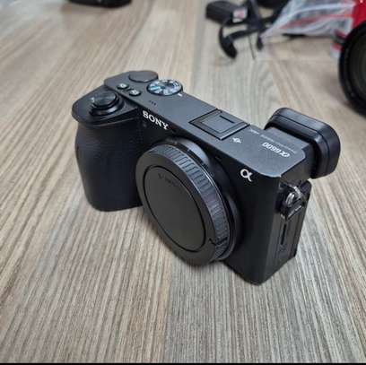 Sony a6600 Mirrorless Camera image 2