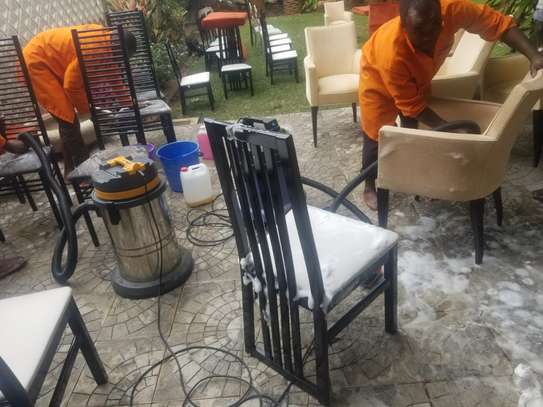 WE CLEAN & DRY SOFA SET & CARPET IN NAIROBI. image 2