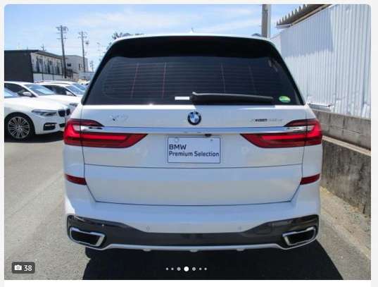BMW X7 2021 image 6