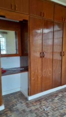 4 Bed Apartment with Parking in Kileleshwa image 11