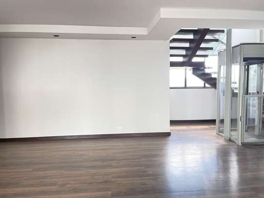 Furnished 5 Bed Apartment with En Suite in Westlands Area image 25