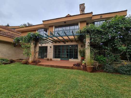 4 Bed Townhouse with Walk In Closet in Lavington image 2