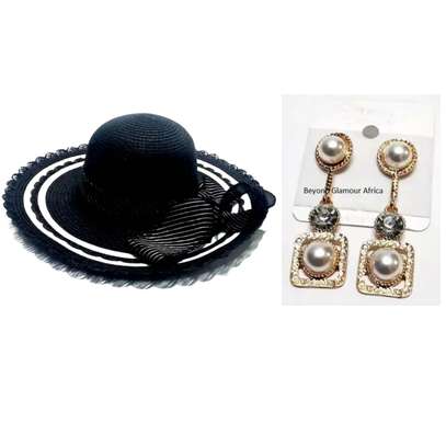 Womens Sunhat with earrings combo image 1