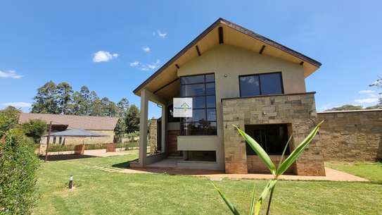 4 Bed Villa with En Suite in Karen image 4