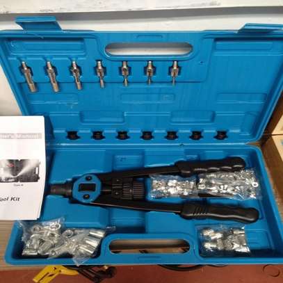 RIVET GUN,STUD AND RIVET NUTS FOR SALE image 1