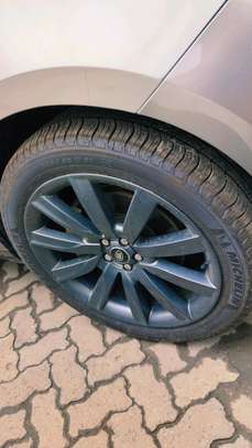 Land rover Velar P380-HSE 2018 image 4