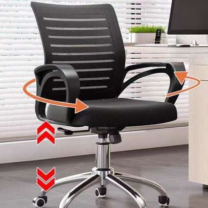 Office Chair: Strong Adjustable Mesh Heavy Duty Fabric Chair image 2