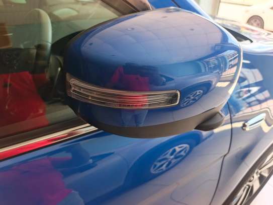 Mitsubishi RVR newshape image 3