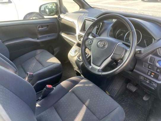 VOXY HYBRID 2015 (MKOPO/HIRE PURCHASE ACCEPTED) image 3