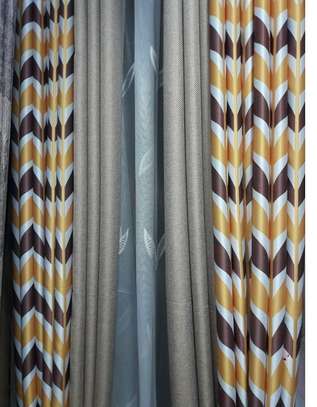 MULTICOLORED CURTAINS image 4