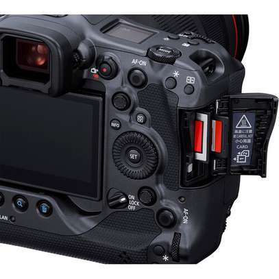 Canon EOS R3 Mirrorless Camera image 6