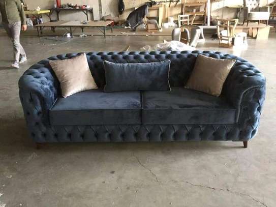 3 seater curved round button tufted Sofa image 1