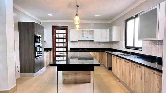 Five bedroom for sale Karen image 11
