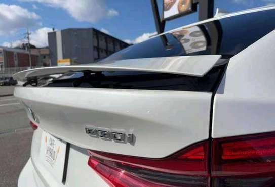 BMW 6 SERIES image 10