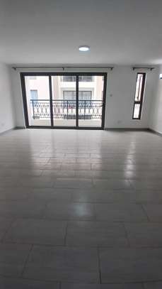 3 Bed Apartment with En Suite in Lavington image 5