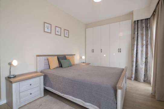 Furnished 2 Bed Apartment with En Suite in Riverside image 1