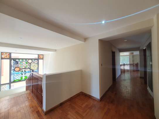 5 Bed Townhouse with En Suite at Convent Drive image 7