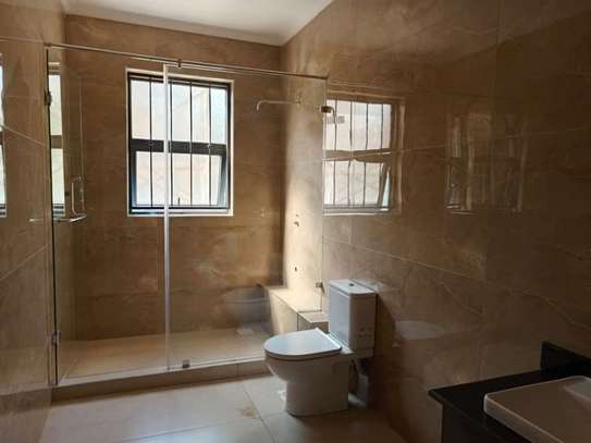 6 Bed House with En Suite in Lower Kabete image 33