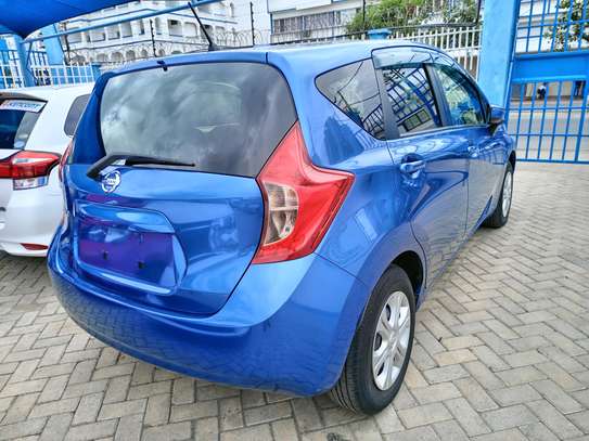 Nissan. Note blue image 6