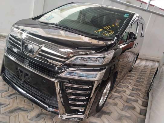 Toyota vellfire black on sale image 3