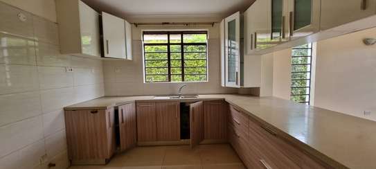 4 Bed Townhouse with En Suite at Off Kiambu Road image 5