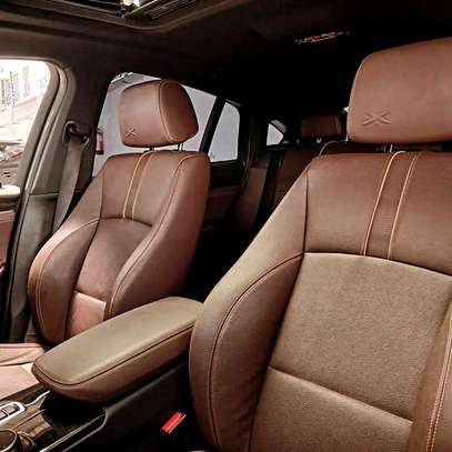 BMW X4 35i 2017 Sunroof image 4