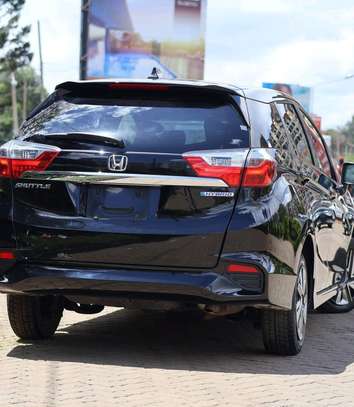 Honda fit shuttle hybrid 1.5 Hybrid 2wd 2019 model. image 4