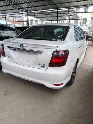 Toyota corolla Axio hybrid WxB 2019 image 11