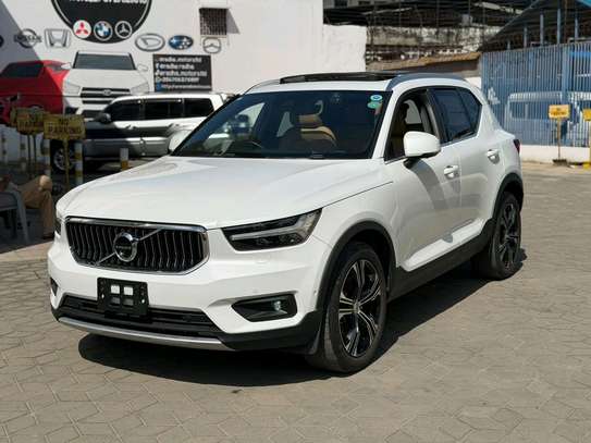 VOLVO XC40 ,2019,(WE ACCEPT HIRE PURCHASE,DEPOSIT 2M) image 3