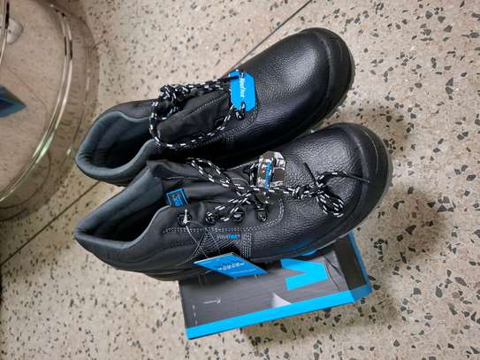 Vaultex safety boots ,No:39,40,41,41 image 2
