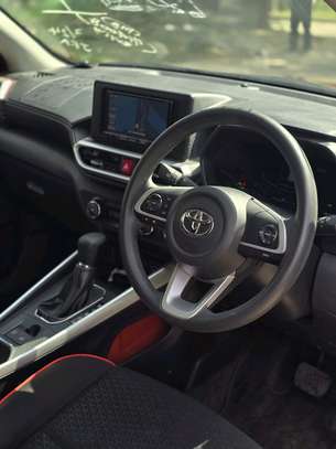 Toyota Raize Hybrid 1200cc 2020 image 4