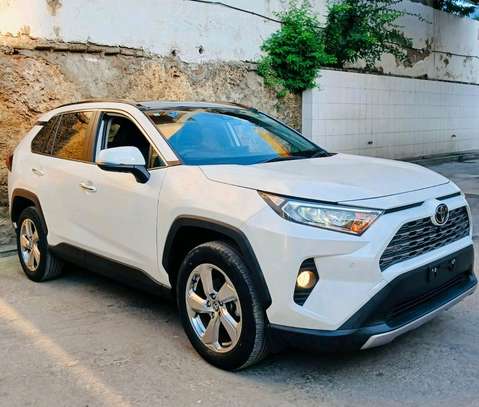 TOYOTA RAV4 G Z PACKAGE 2020MODEL SUNROOF image 2