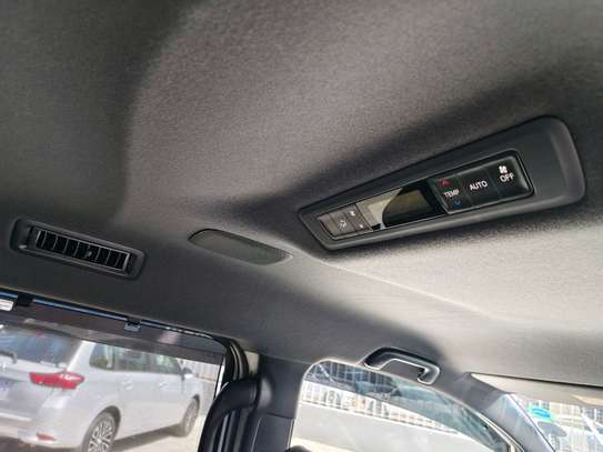 TOYOTA NOAH WXB Non-Hybrid,2019,2wd(WE DO H.P,DEPO 1.5M) image 3