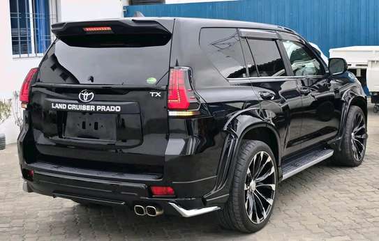 TOYOTA LANDCRUISER PRADO TX.L 2019MODEL SUNROOF DIESEL image 2