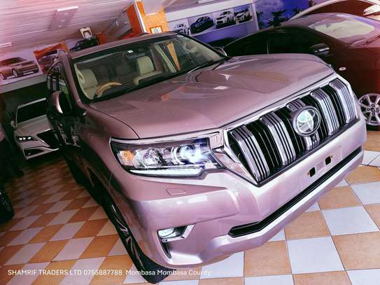 Toyota Land cruiser Prado Tx 2018 petrol image 4