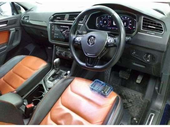 2019 VOLKSWAGEN TIGUAN TDI 4MOTION HIGHLINE 4WD image 7