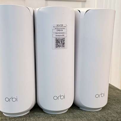 Orbi RBE773 RBE773 BE11000 Tri-band Mesh Wi-Fi 7 image 3