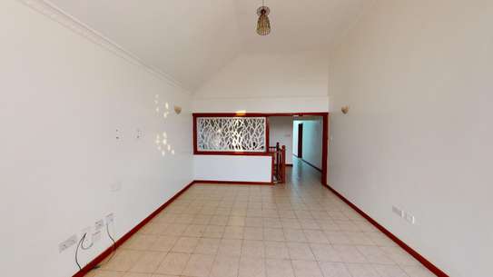 4 Bed House with En Suite at Kiambu Rd image 7