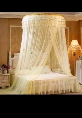 Quality round mosquito nets size 4*6, 5*6 and 6*6 image 5